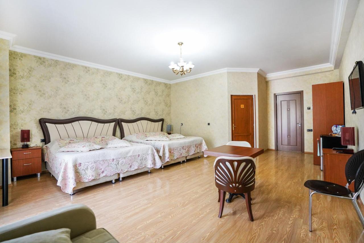 Natali Hotel Borjomi Εξωτερικό φωτογραφία